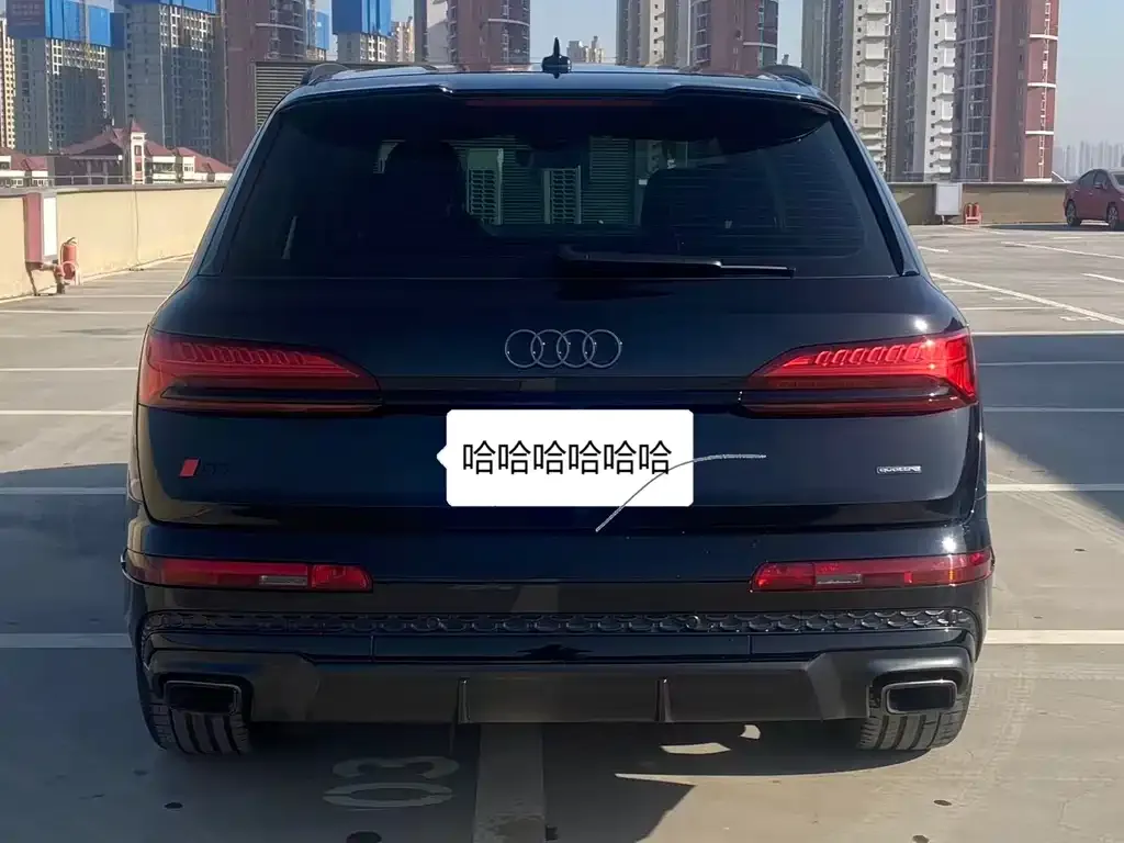 Audi Q7 2025 из CN, фото 3