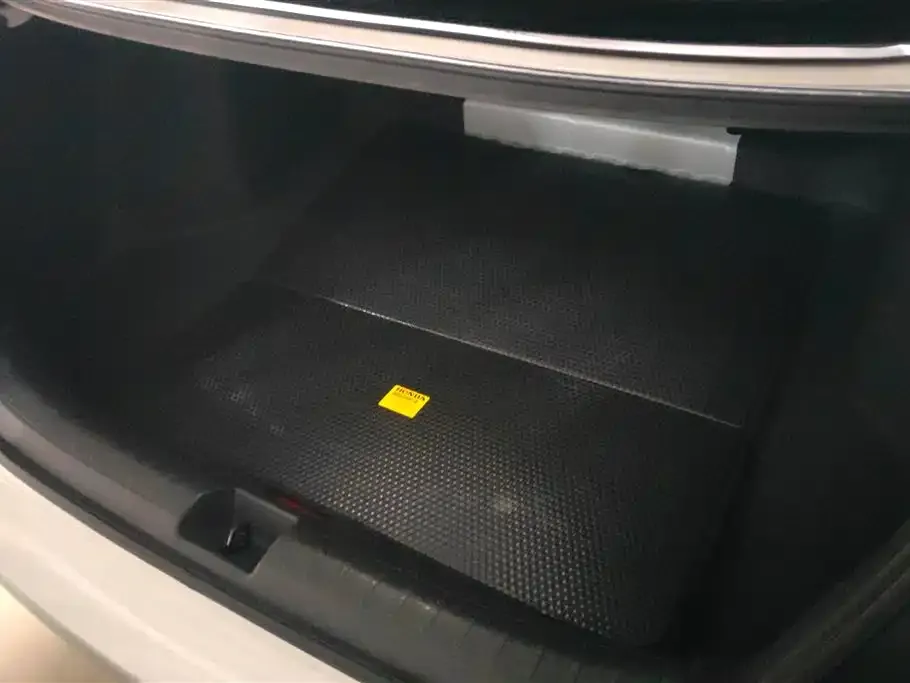 Honda Civic 2022 из CN, фото 2