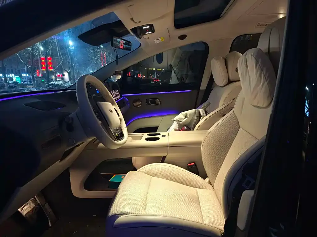 Li Auto i8 2025 из CN, фото 2