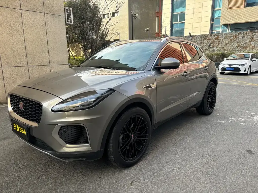 Jaguar E-PACE