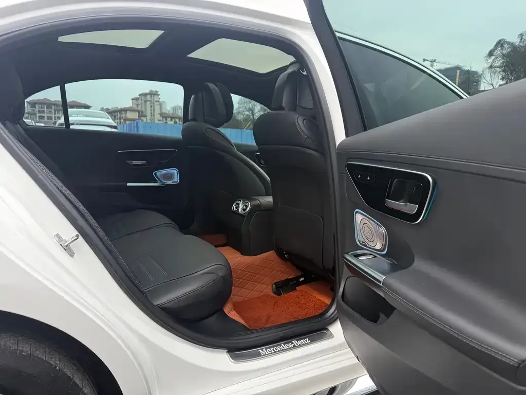 Mercedes-Benz C-Class 2024 из CN, фото 8