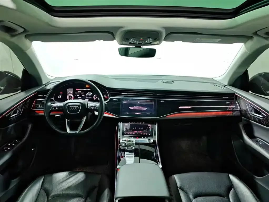 Audi Q8 2022 из CN, фото 8
