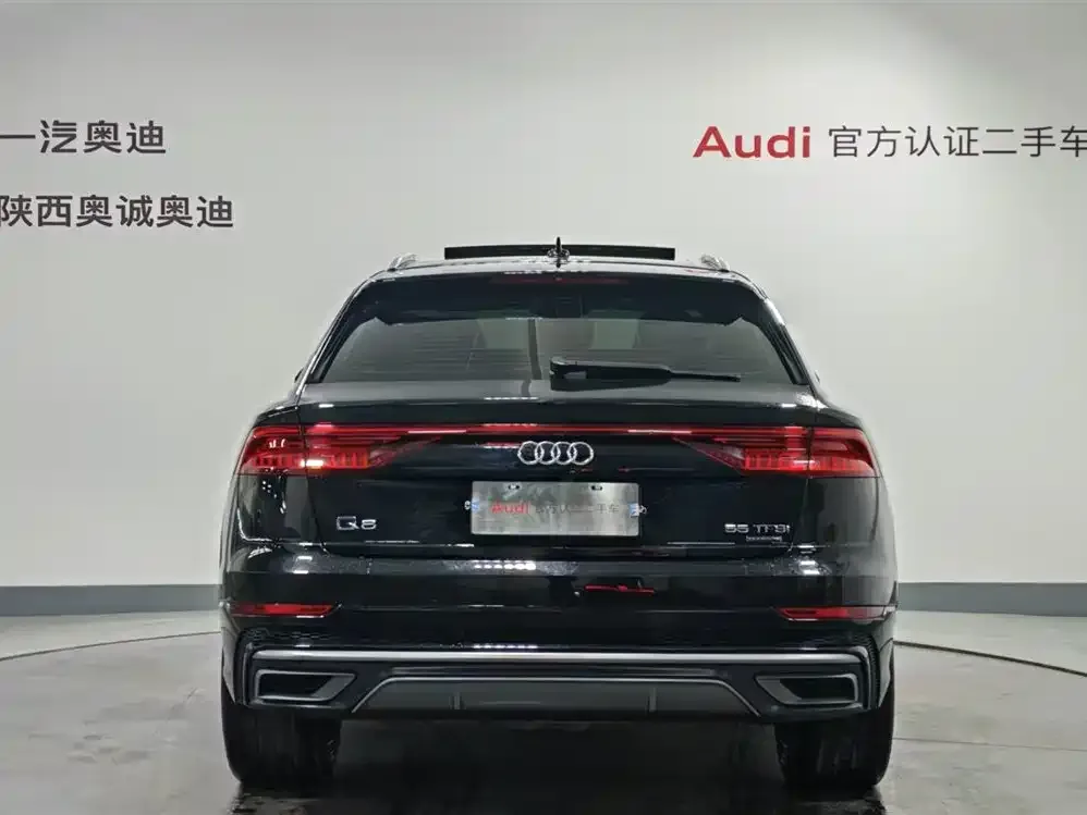 Audi Q8 2022 из CN, фото 3