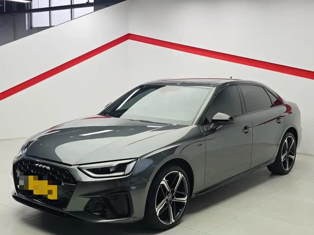 Audi A4L 2023 из CN, фото 1