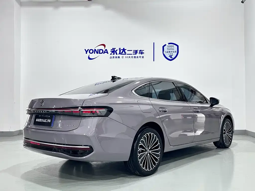 Volkswagen Passat 2024 из CN, фото 5