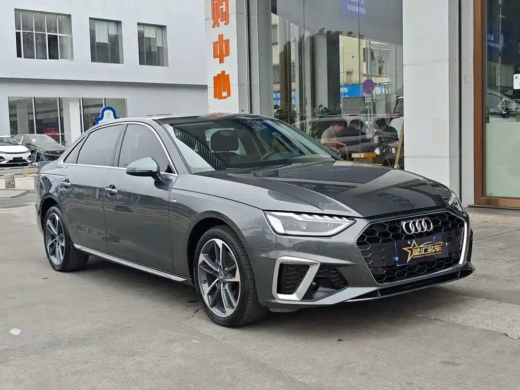 Audi A4L 2021 из CN, фото 8
