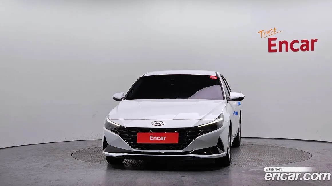 Hyundai AVANTE — фото 3
