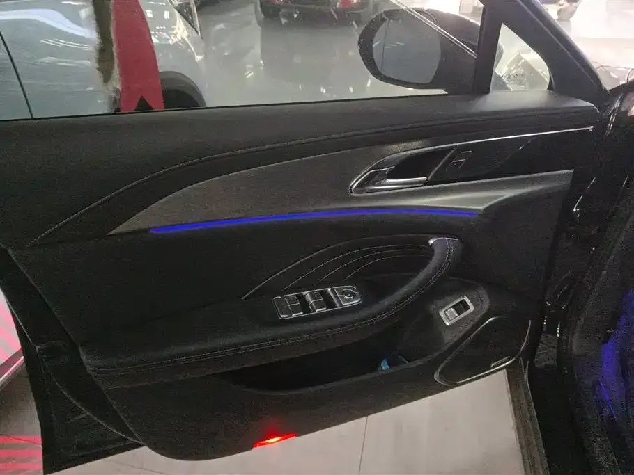 Hongqi H5 2024 из CN, фото 4