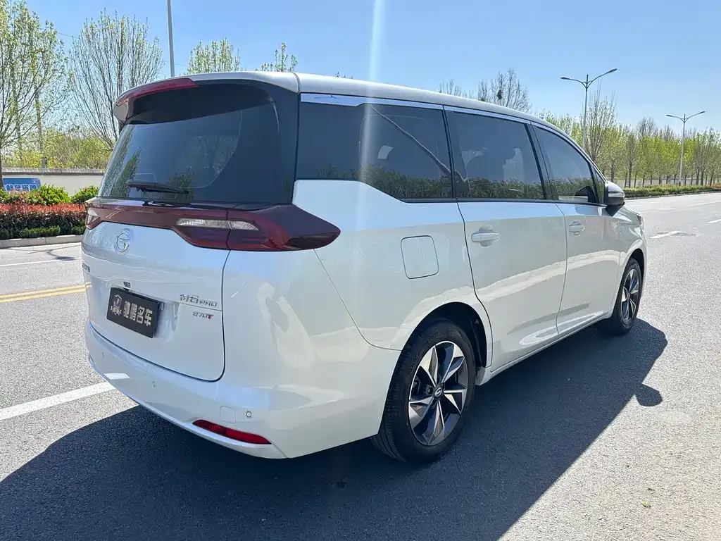 GAC Motor Trumpchi M6 — фото 10