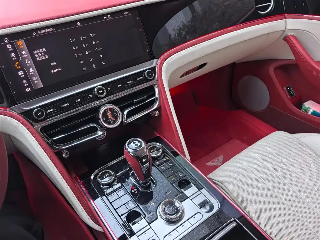 Bentley Flying Spur PHEV 2024 из CN, фото 2