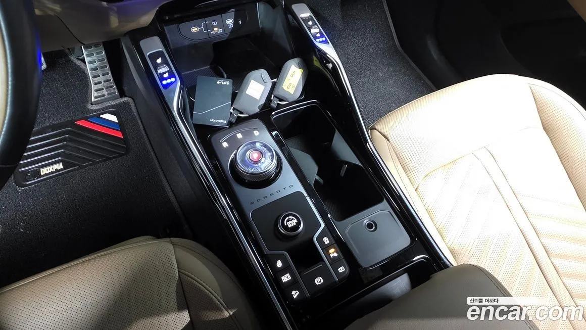 Kia Sorento — фото 6
