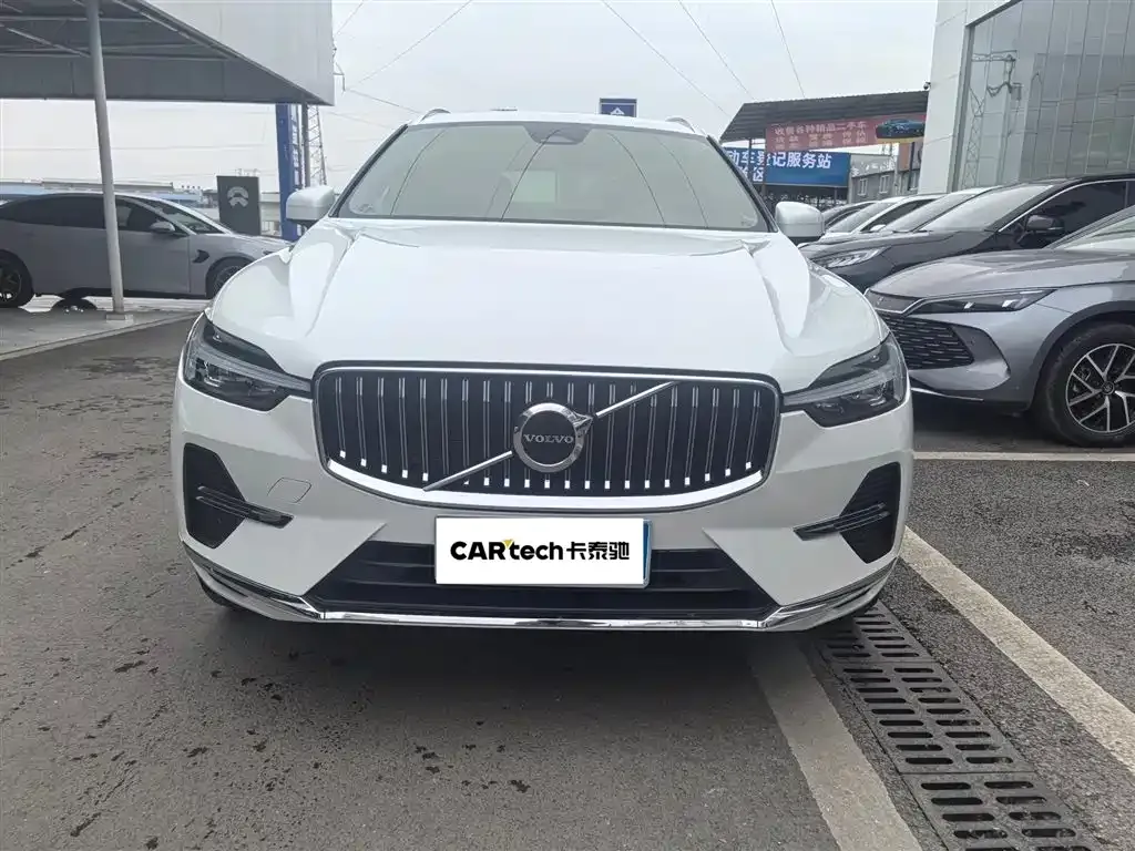 Volvo XC60 2022 из CN, фото 8