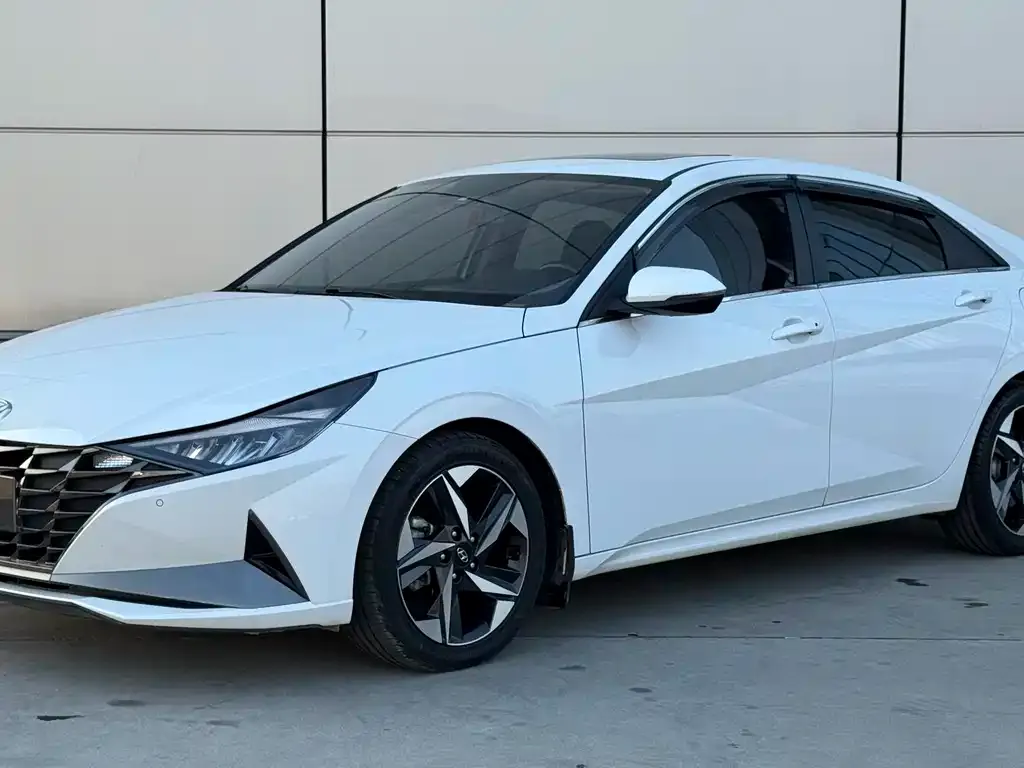 Hyundai Elantra 2021 из CN, фото 1