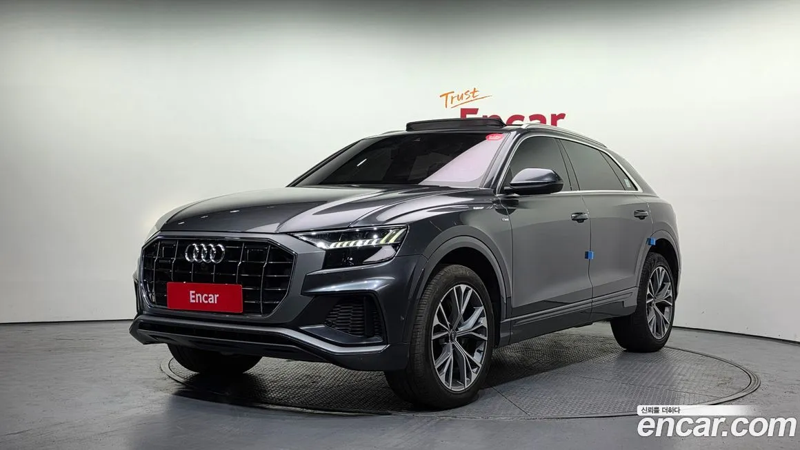 Audi Q8