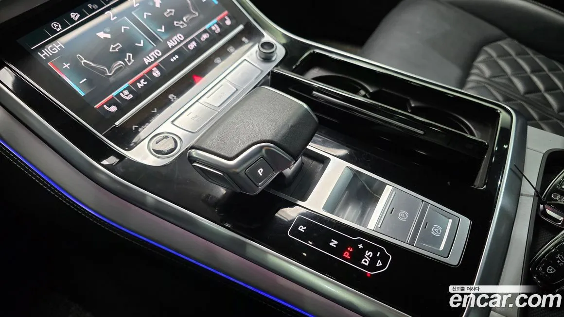 Audi Q8 2021 из KR, фото 8