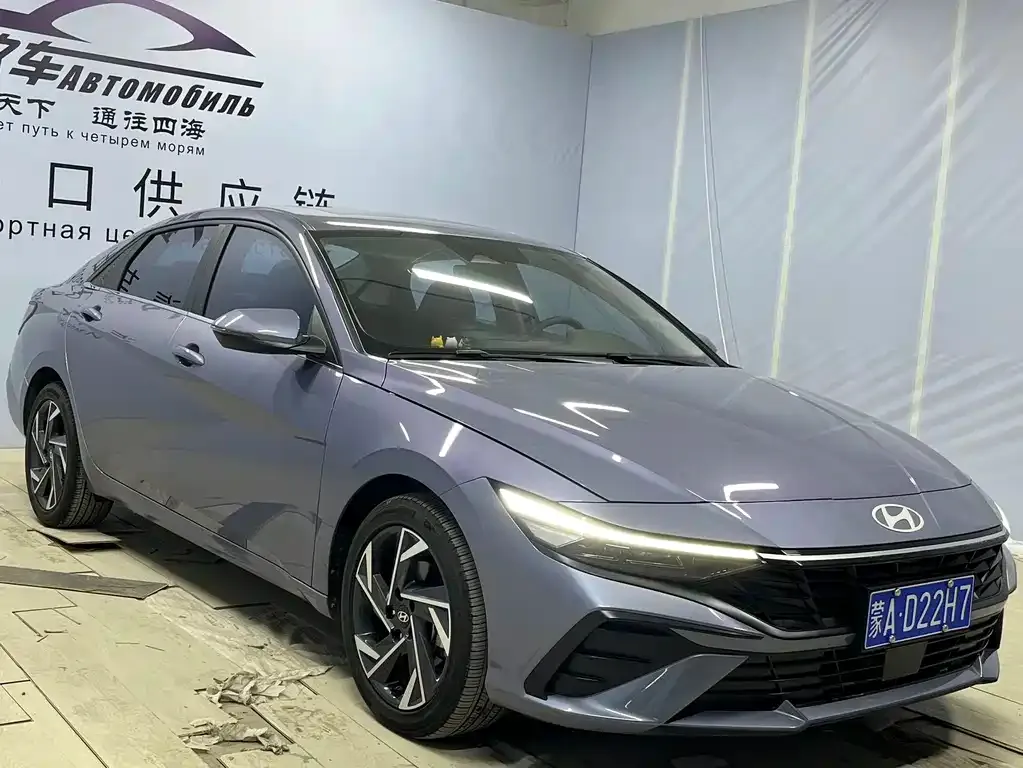 Hyundai Elantra 2023 из CN, фото 8