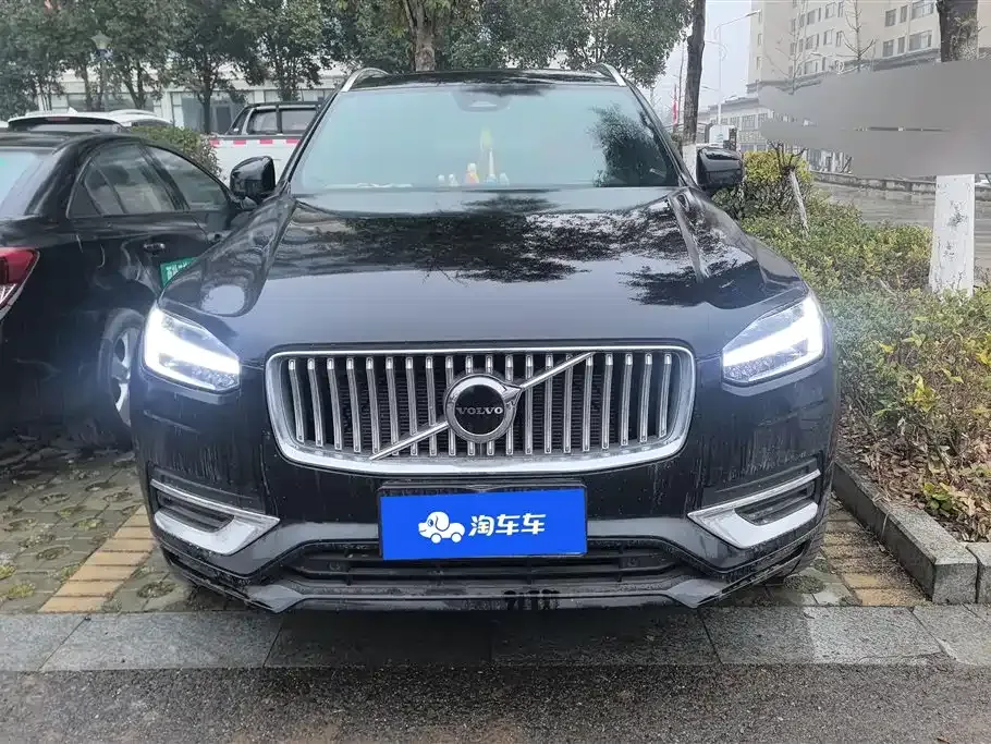 Volvo XC90 2024 из CN, фото 2