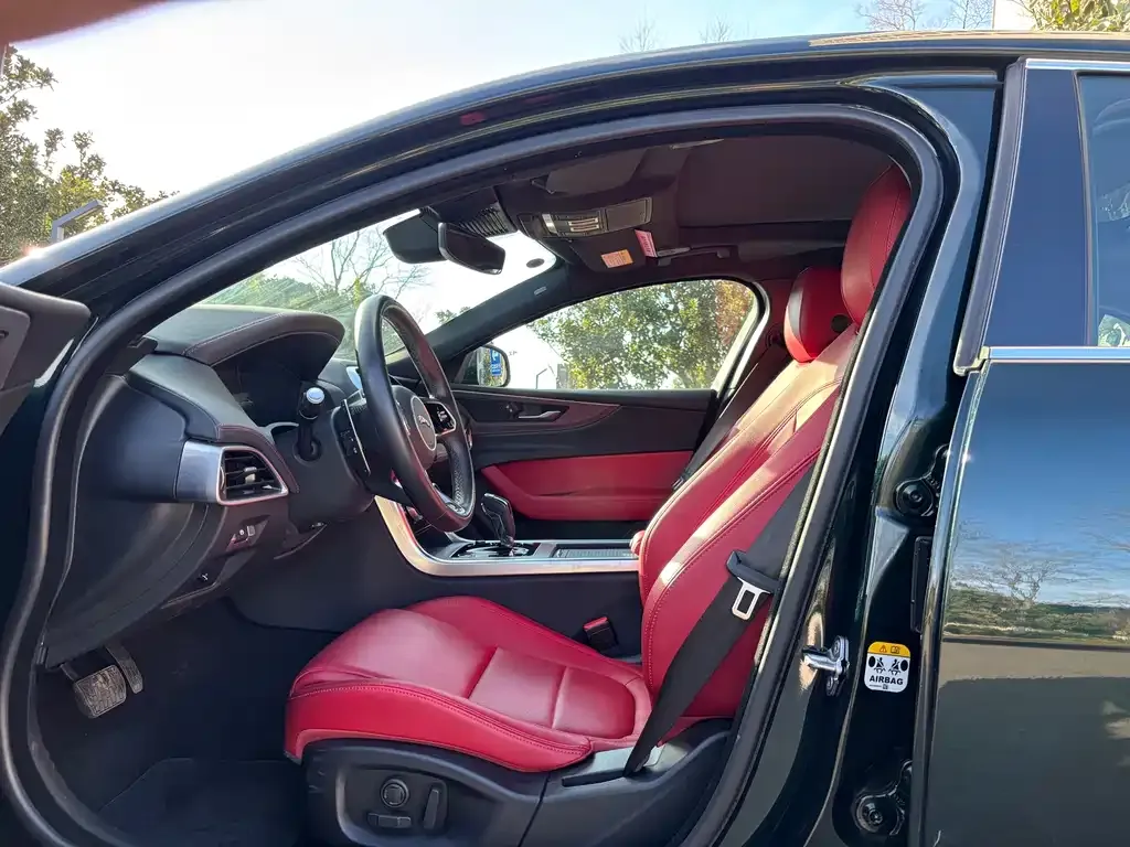 Jaguar XEL 2022 из CN, фото 3