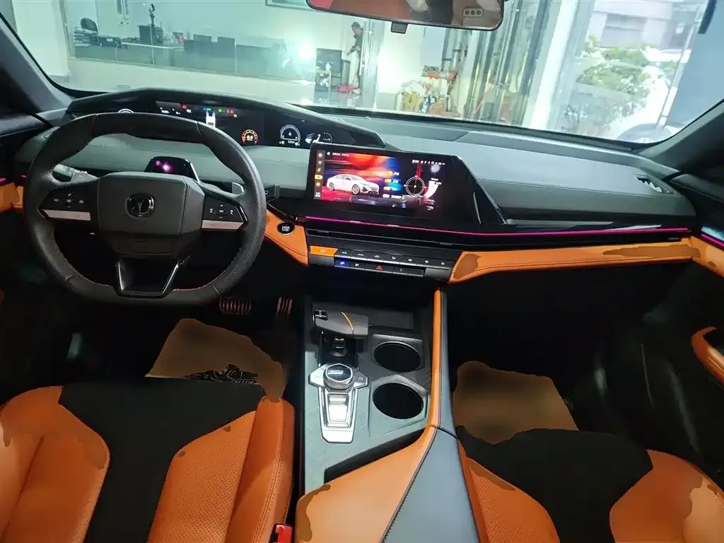 Changan UNI-V 2023 из CN, фото 8