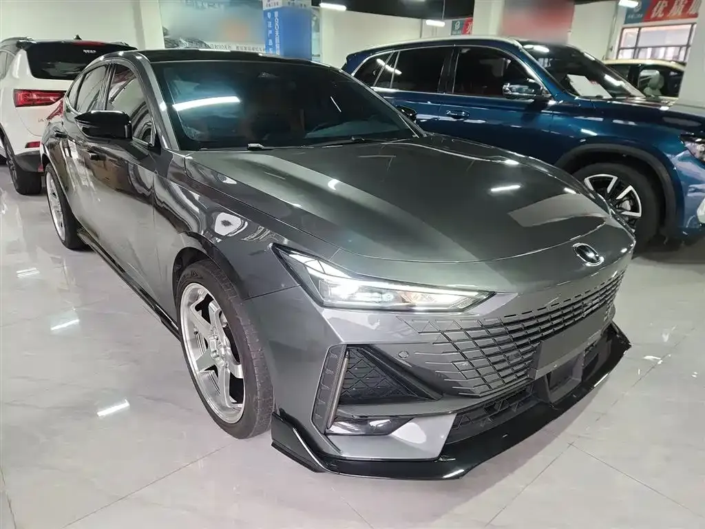 Changan UNI-V 2023 из CN, фото 4