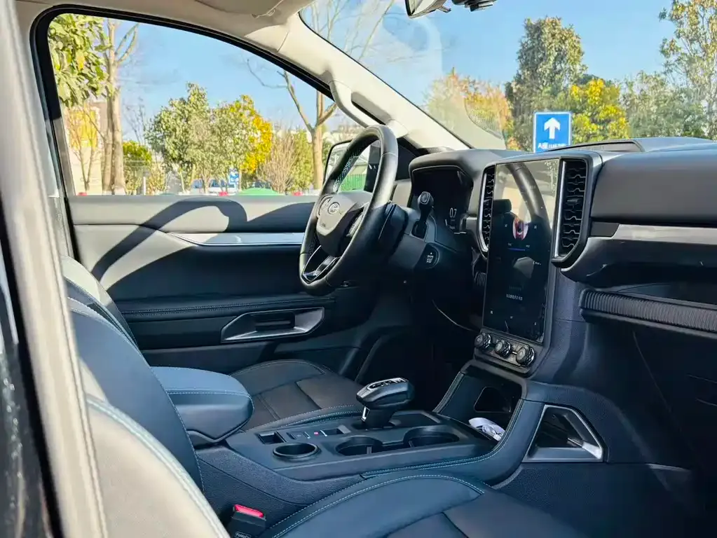 Ford Ranger 2024 из CN, фото 2