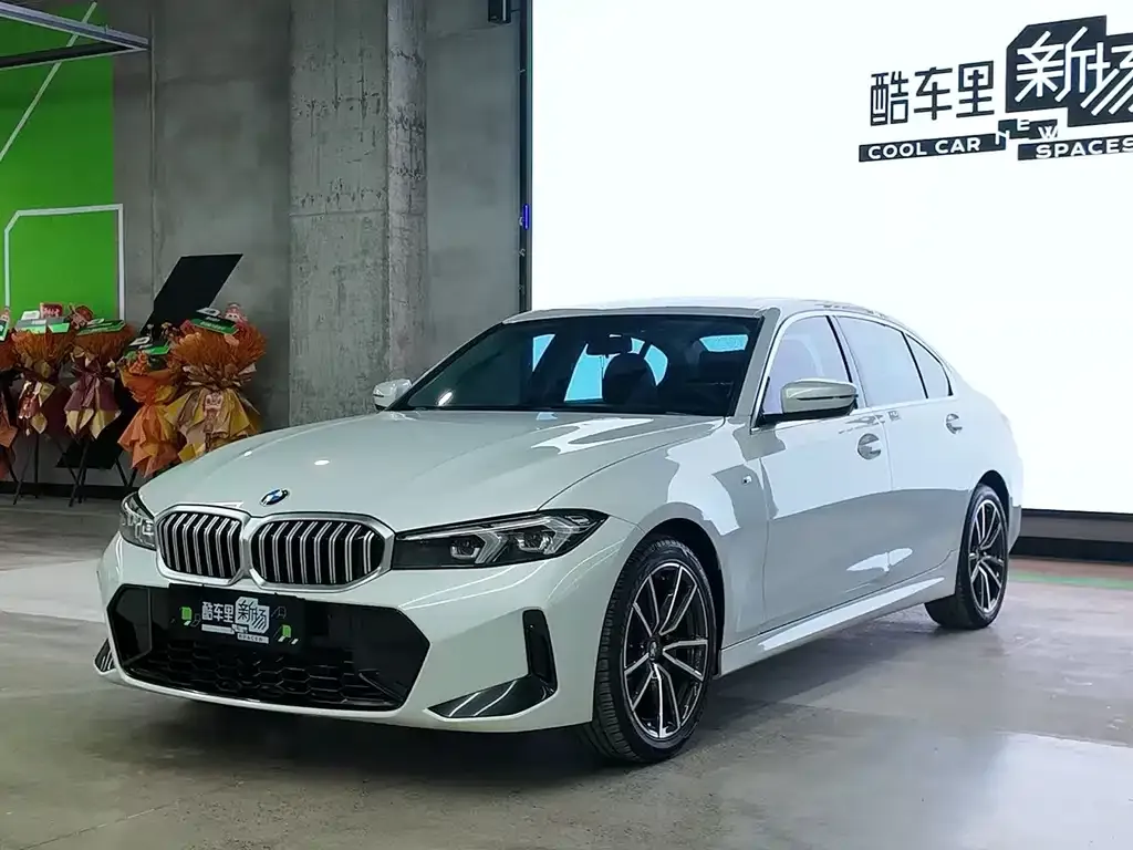 BMW 3 Series 2024 из CN, фото 1