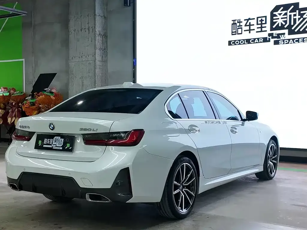 BMW 3 Series 2024 из CN, фото 3