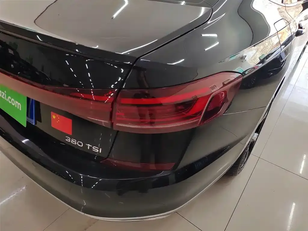 Volkswagen Passat 2024 из CN, фото 6