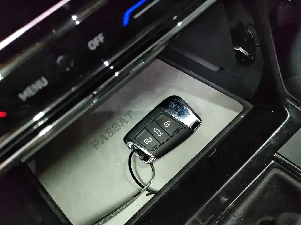 Volkswagen Passat 2024 из CN, фото 8