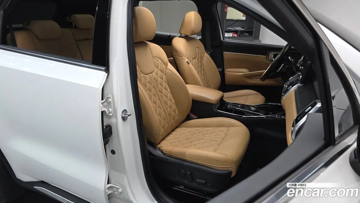 Kia Sorento — фото 5