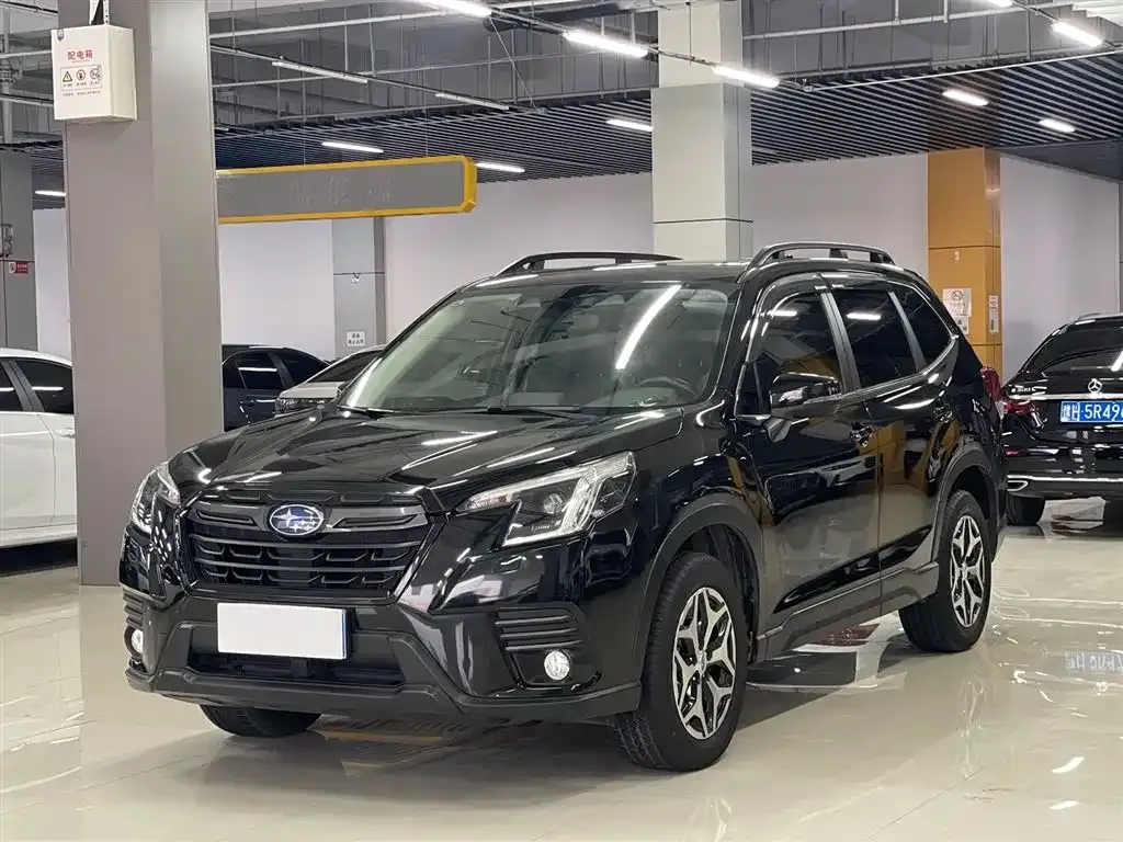 Subaru Forester 2023 из CN, фото 1