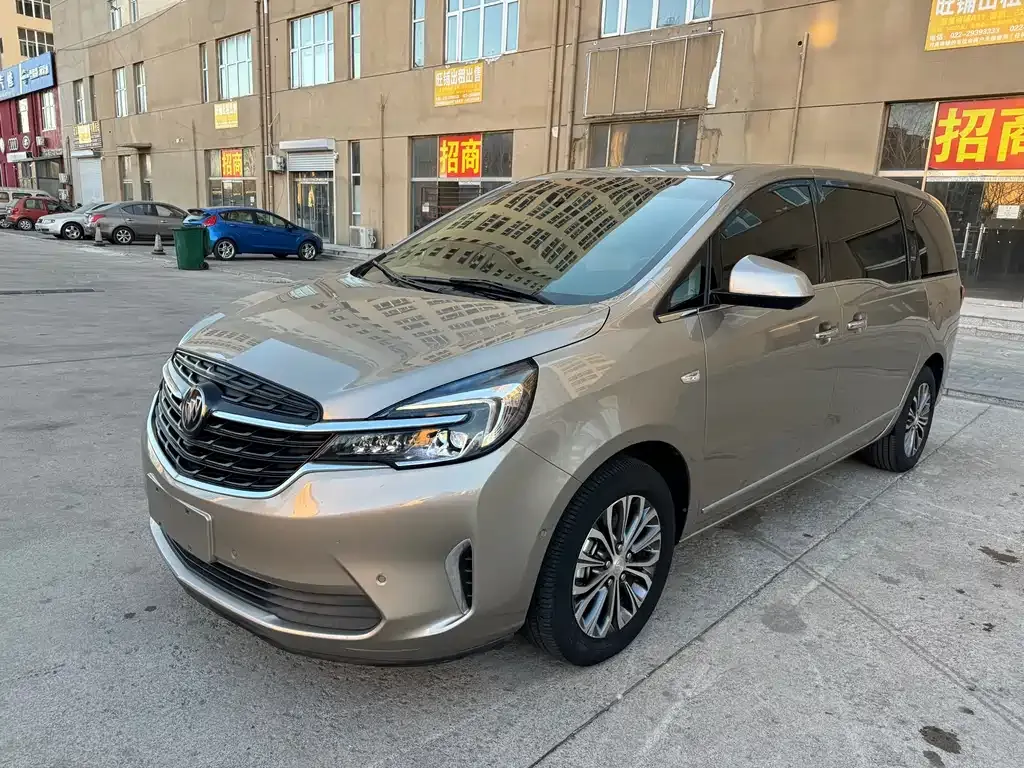 Buick GL8 2021 из CN, фото 1