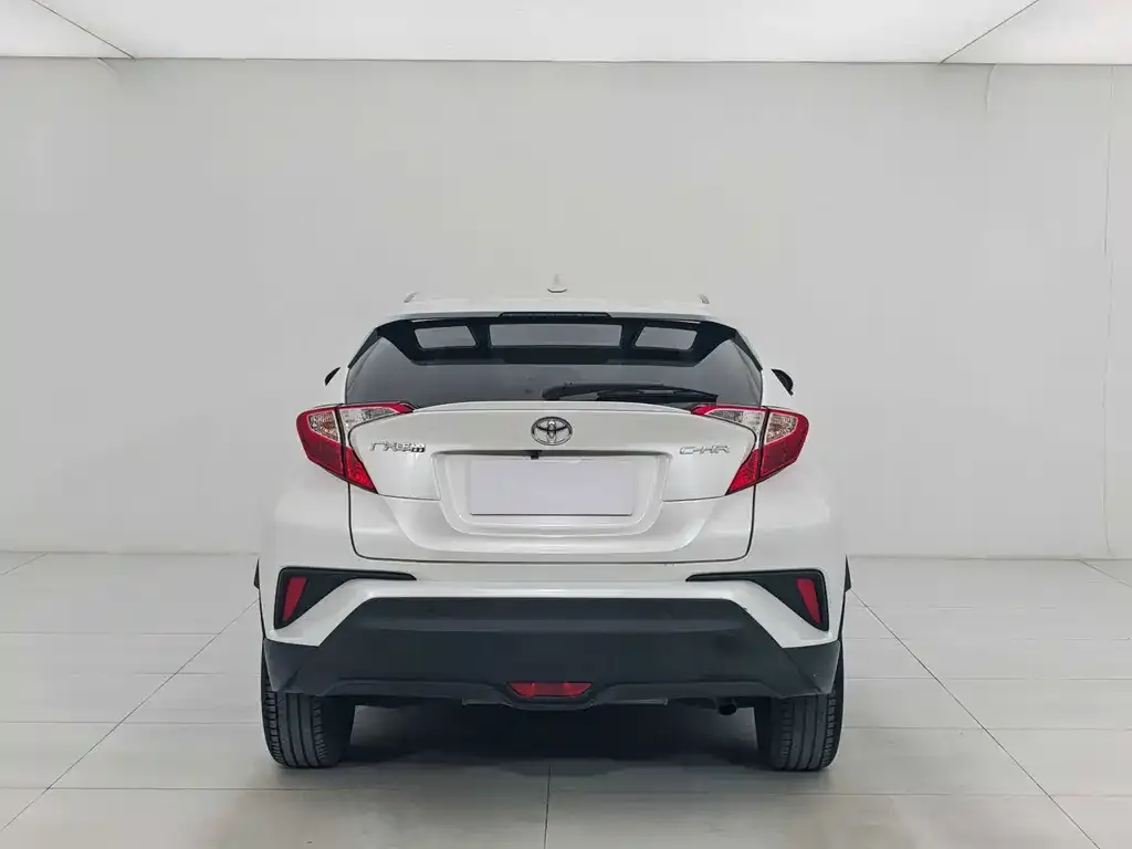 Toyota C-HR — фото 3