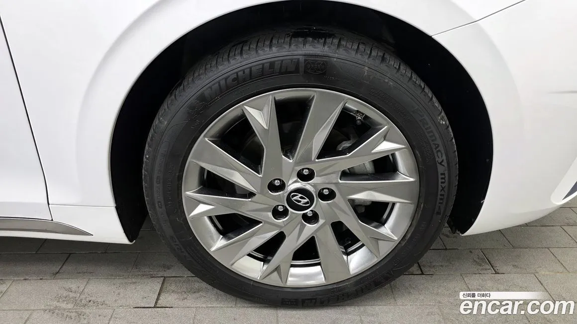 Hyundai Grandeur 2022 из KR, фото 7