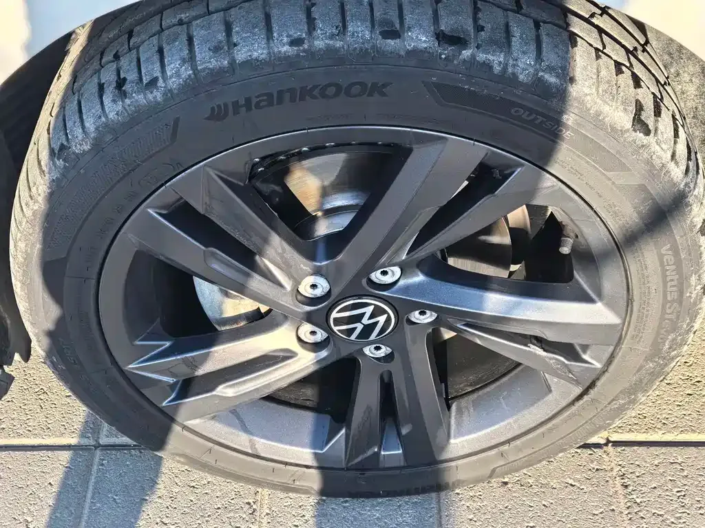 Volkswagen Golf 2022 из CN, фото 8