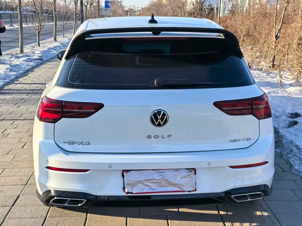 Volkswagen Golf 2022 из CN, фото 7