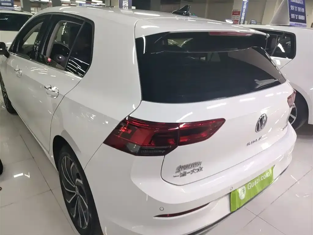 Volkswagen Golf 2021 из CN, фото 4