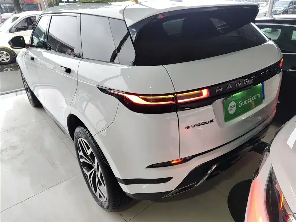 Land Rover Evoque 2025 из CN, фото 3