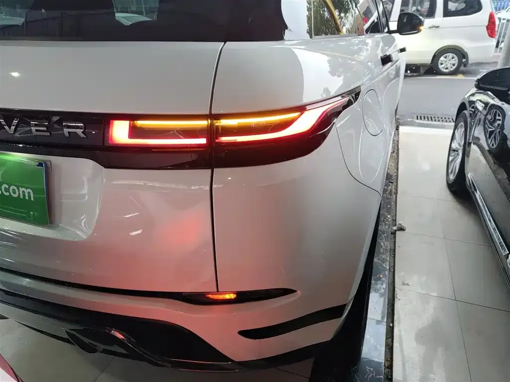 Land Rover Evoque 2025 из CN, фото 9
