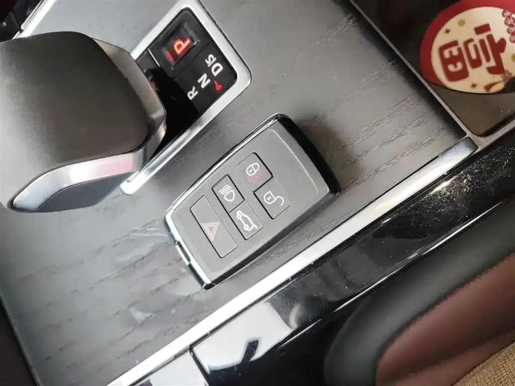 Land Rover Evoque 2025 из CN, фото 8