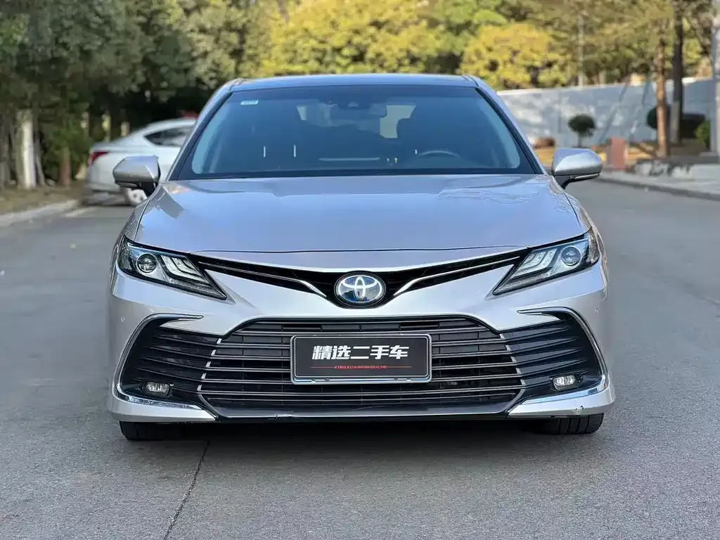 Toyota Camry 2022 из CN, фото 2