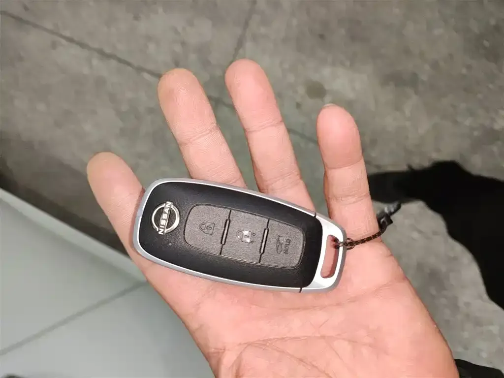 Nissan Teana 2023 из CN, фото 3