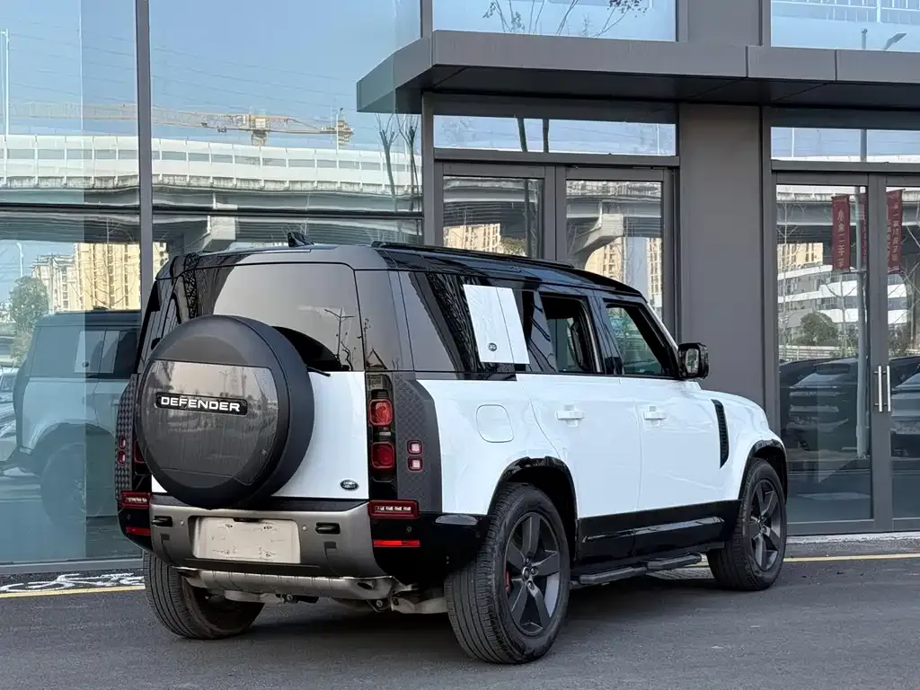 Land Rover Defender 2024 из CN, фото 9