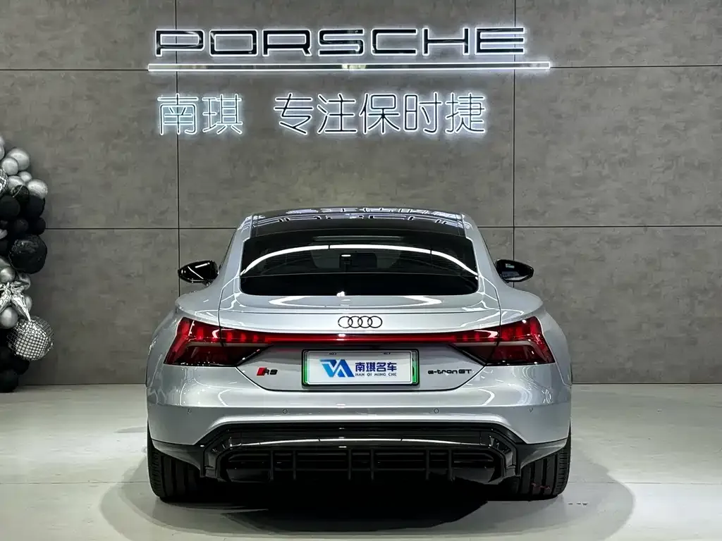 Audi RS e-tron GT 2024 из CN, фото 7