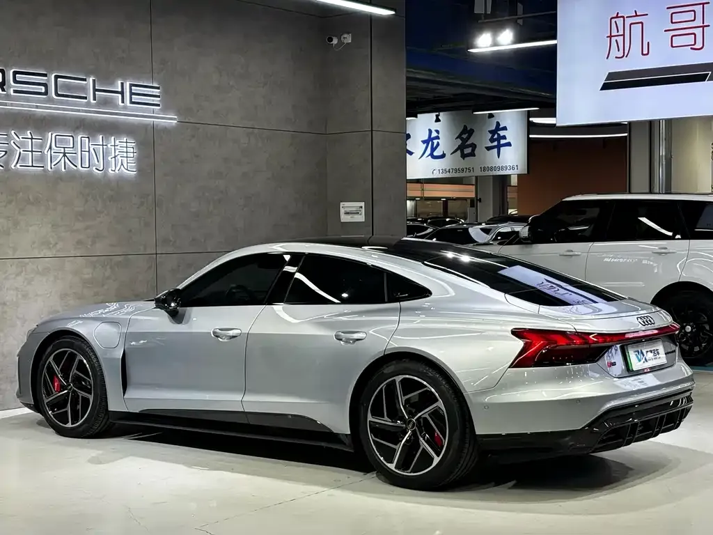 Audi RS e-tron GT 2024 из CN, фото 4