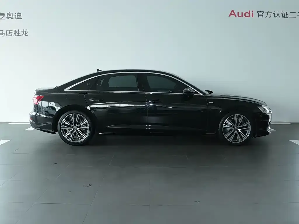 Audi A6L — фото 7