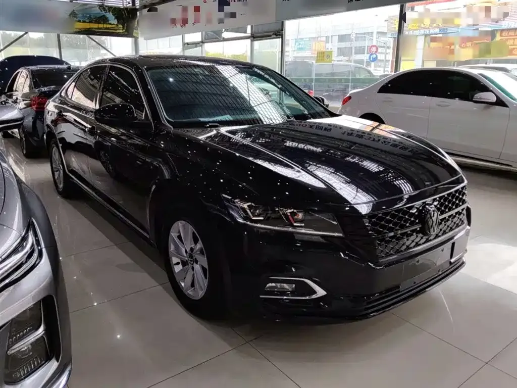 Volkswagen Passat 2021 из CN, фото 2