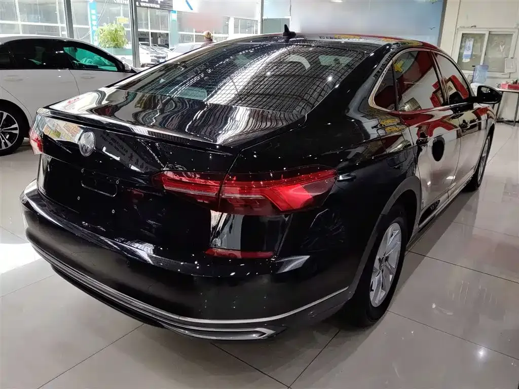 Volkswagen Passat 2021 из CN, фото 7