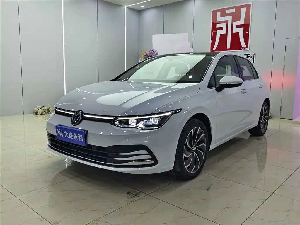 Volkswagen Golf 2022 из CN, фото 1