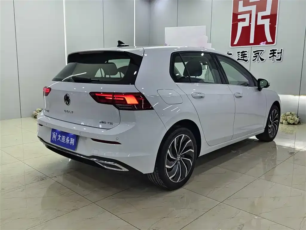 Volkswagen Golf 2022 из CN, фото 9